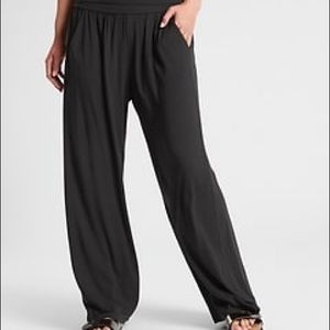 Athleta Studio Wide Leg Pant-Black